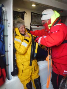 Why do they start the zipper from over the shoulder?